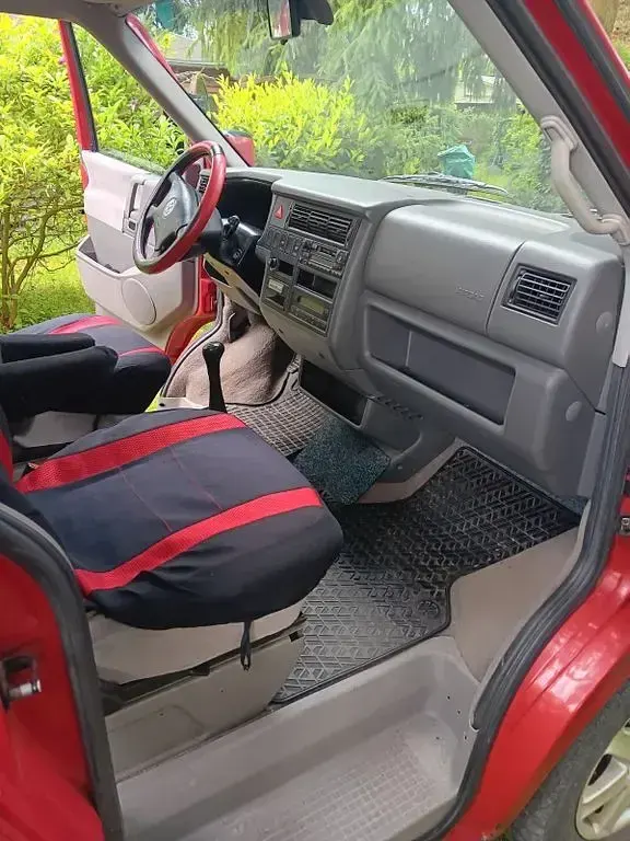 Gebraucht VW T4 151 PS (111 kW) 1998 Rot Van
