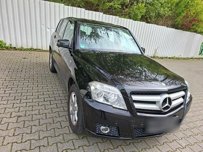 Gebraucht Mercedes GLK200 142 PS (104 kW) 2012 Schwarz SUV