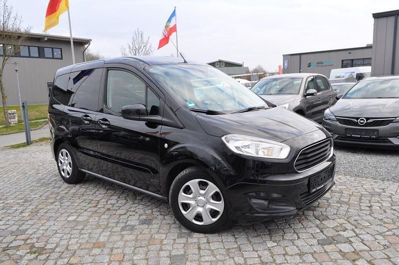 Gebraucht Ford Tourneo Courier Trend 101 PS (74 kW) 2016 Schwarz Van / Kleinbus