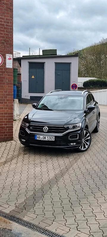 Schwarz Gebraucht 2021 VW T-Roc IQ Drive SUV | 19.800 € (Superpreis) - Bild 1/4