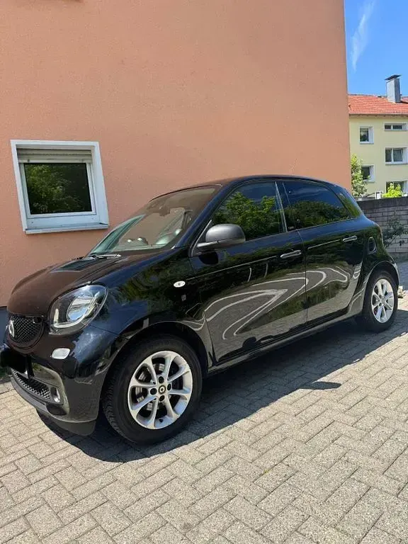 Gebraucht Smart ForFour Passion 71 PS (52 kW) 2017 Schwarz Kleinwagen