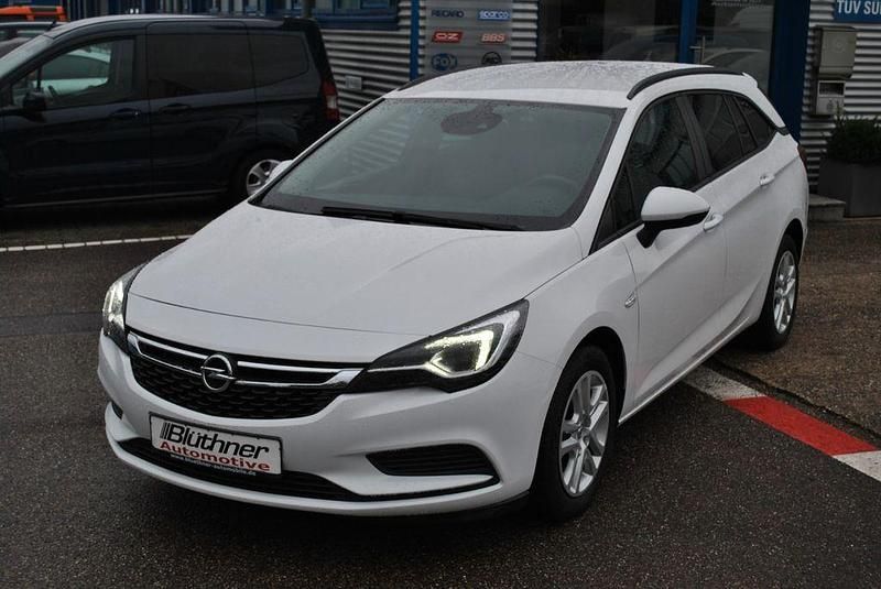 Gebraucht Opel Astra Business 136 PS (100 kW) 2017 Weiß Kombi