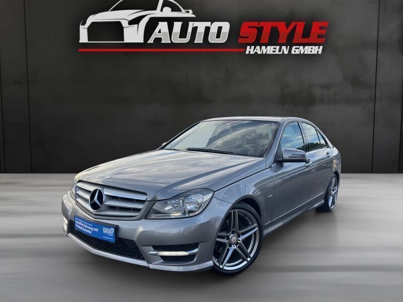 Braun Gebraucht 2013 Mercedes C180 AMG Limousine | 9.390 € (Fairer Preis) - Bild 1/4