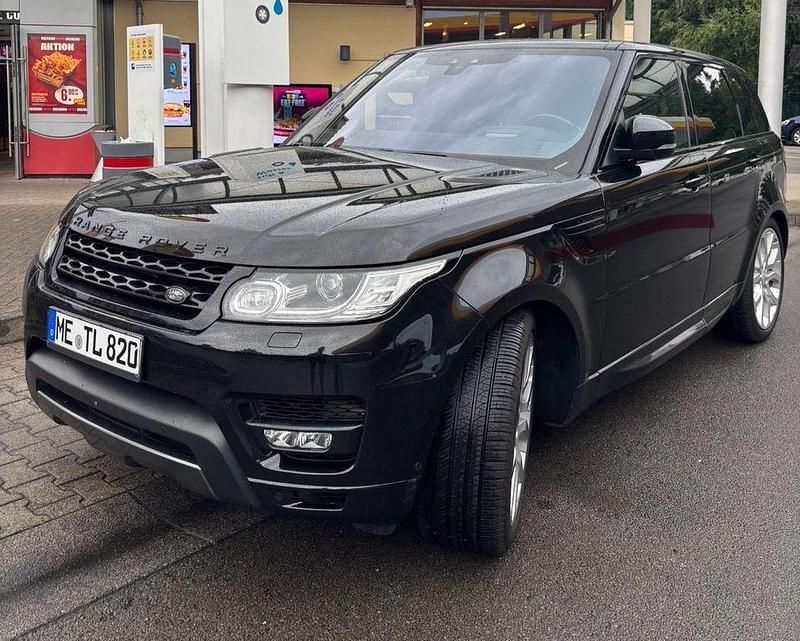 Schwarz Gebraucht 2018 Land Rover Range Rover Sport HSE Dynamic SUV | 33.333 € (Superpreis) - Bild 1/4