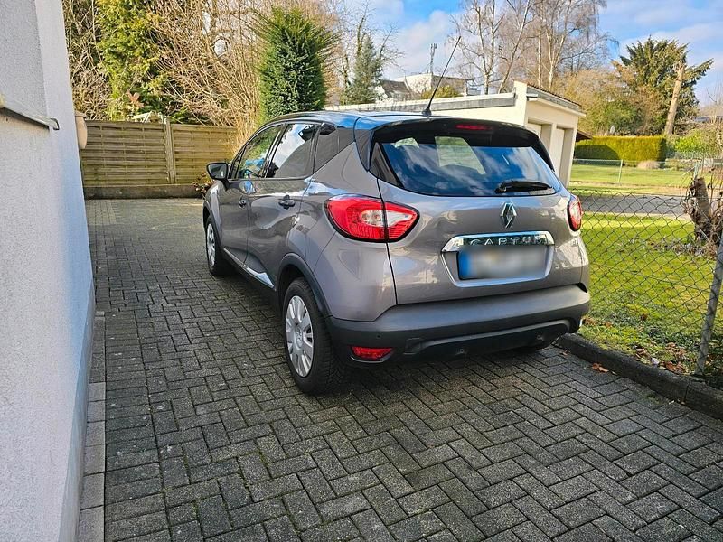 Gebraucht Renault Captur 110 PS (80 kW) 2016 SUV