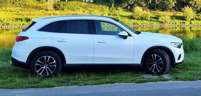 Weiß Gebraucht 2023 Mercedes GLC220 Advanced Plus SUV | 47.000 € (Guter Preis) - Bild 1/4
