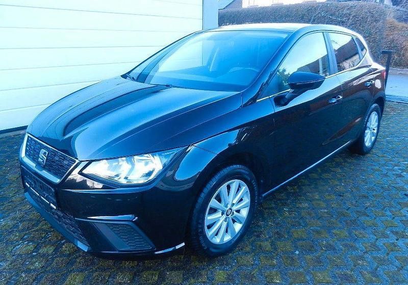 Schwarz Gebraucht 2018 Seat Ibiza Style Kleinwagen | 10.990 € (Fairer Preis) - Bild 1/4