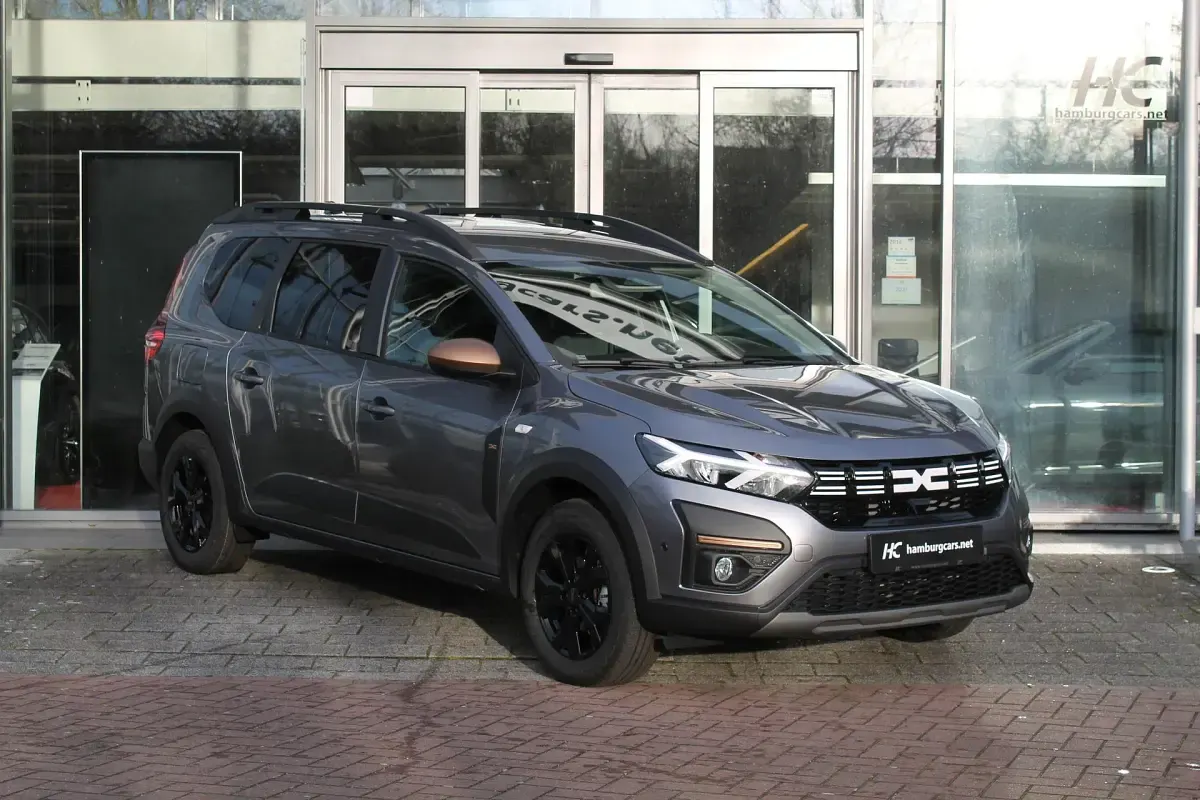 Neu Dacia Jogger Extreme 141 PS (103 kW) 2025 Dolomit grau metallic Van / Kleinbus