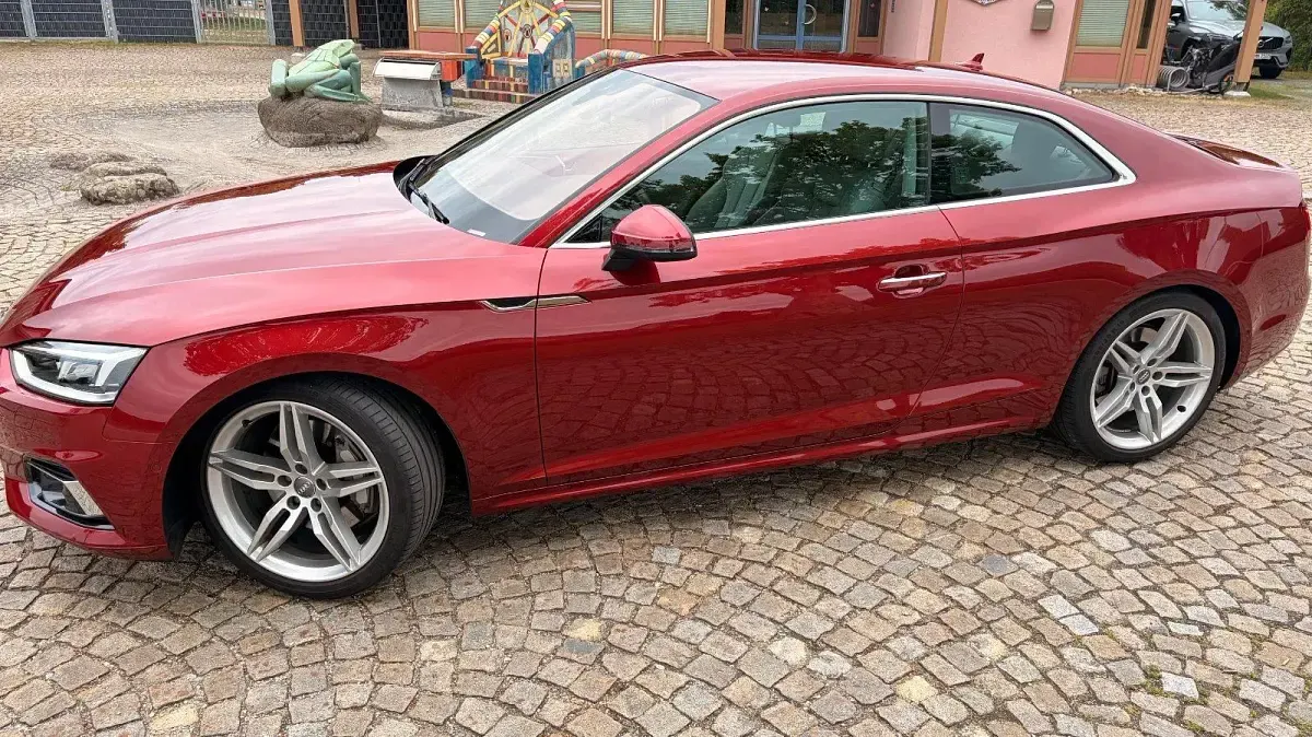Używany Audi A5 Ambiente 252 KM (185 kW) 2017 Czerwony Coupe