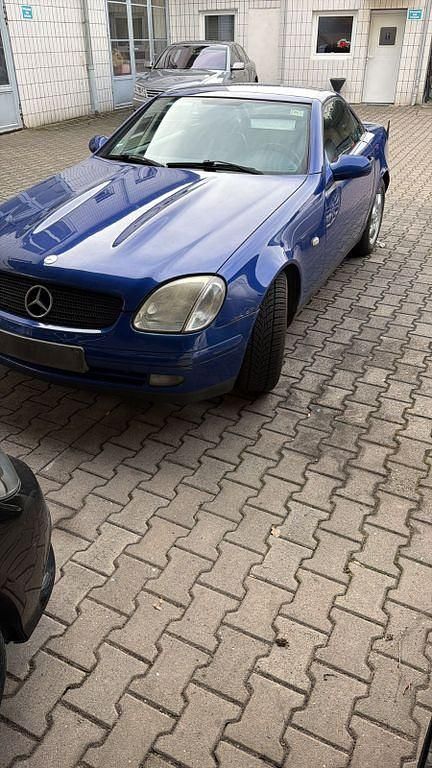 Gebraucht Mercedes SLK200 136 PS (100 kW) 1999 Blau Cabrio