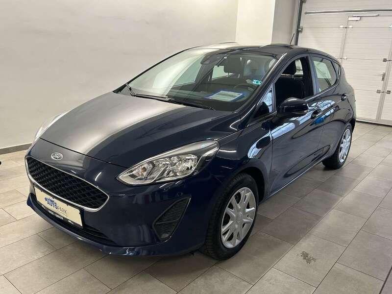 Blau Gebraucht 2018 Ford Fiesta Trend Kleinwagen | 6.980 € (Fairer Preis) - Bild 1/4