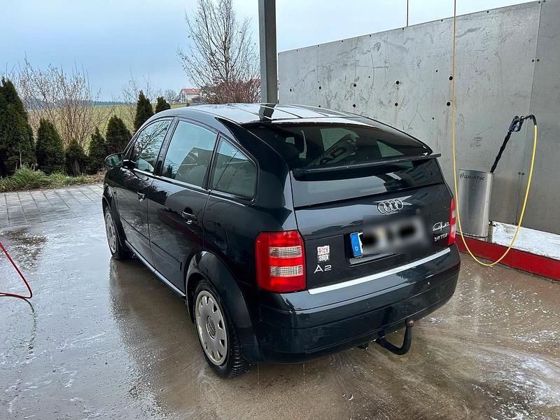 Gebraucht Audi A2 75 PS (55 kW) 2002 Schwarz Kleinwagen