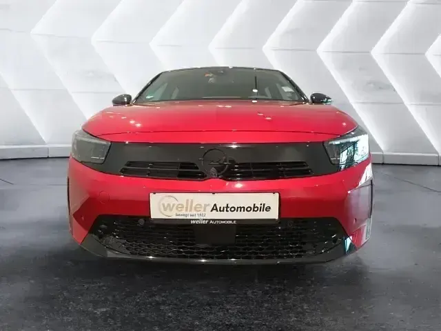 Usata Opel Corsa-e 2024 Rosso Utilitaria