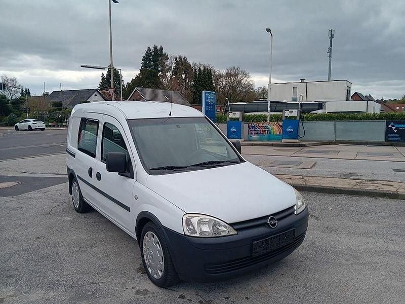 Gebraucht Opel Combo 94 PS (69 kW) 2007 Weiß Van / Kleinbus