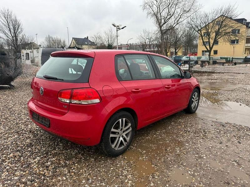 Gebraucht VW Golf VI Edition 102 PS (75 kW) 2009 Rot Kleinwagen