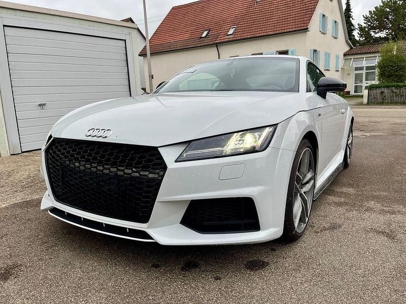 Weiß Gebraucht 2018 Audi TT S-Line Coupé | 22.800 € (Fairer Preis) - Bild 1/4