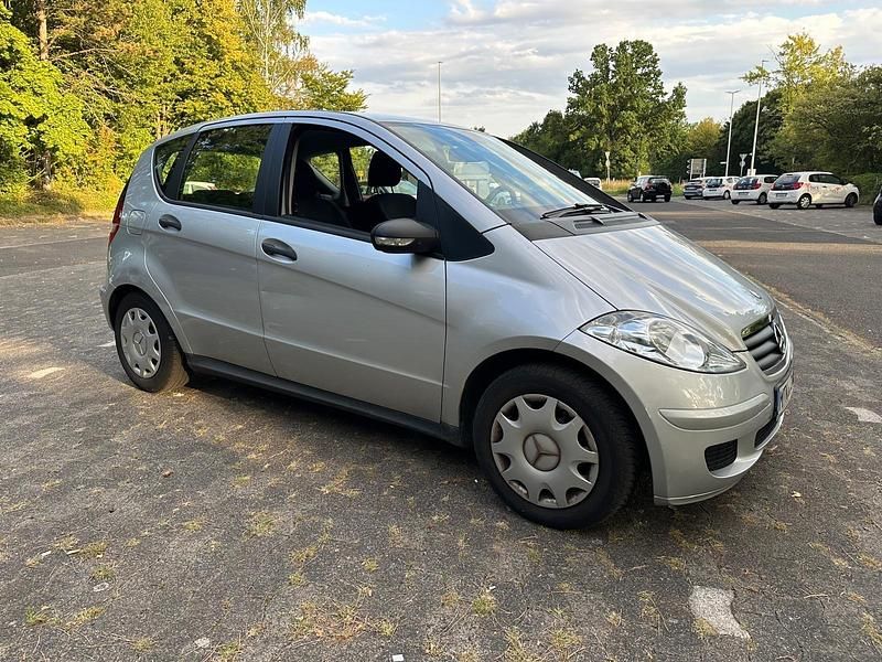 Gebraucht Mercedes A160 82 PS (60 kW) 2008 Silber Limousine