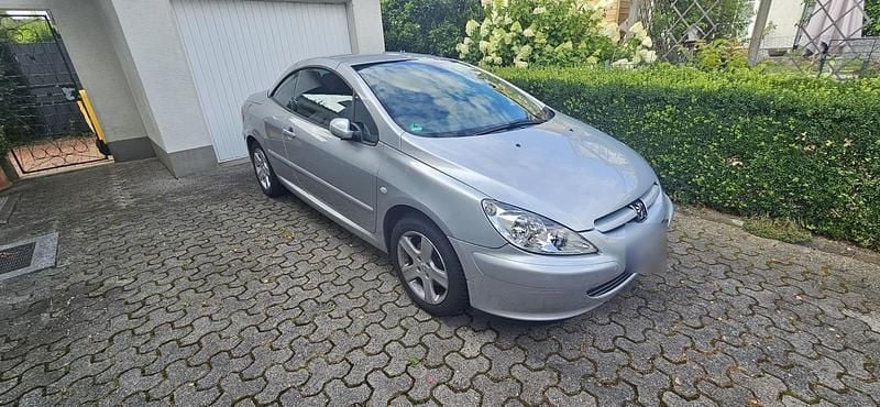 Gebraucht Peugeot 307 CC 136 PS (100 kW) 2004 Silber Cabrio