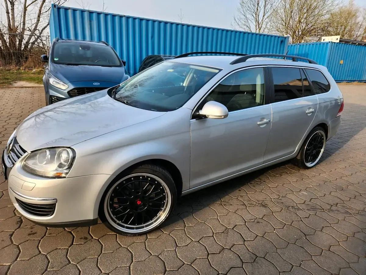 Gebraucht VW Golf V 140 PS (102 kW) 2008 Silber Kombi
