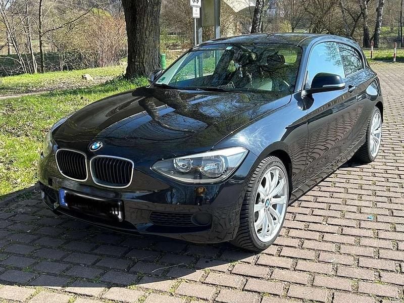Gebraucht BMW 114 95 PS (69 kW) 2015 Kleinwagen
