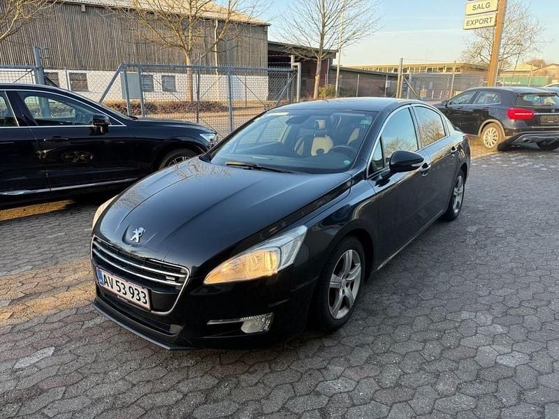 Gebraucht Peugeot 508 Active 111 PS (81 kW) 2012 Schwarz Limousine
