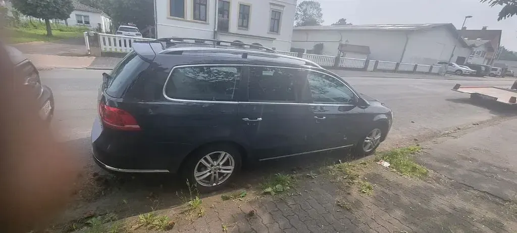 Gebraucht VW Passat Highline 140 PS (102 kW) 2014 Grau Kombi