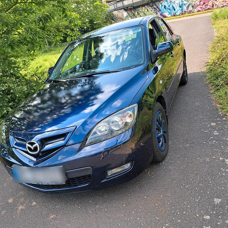 Blau Gebraucht 2009 Mazda 3 Limousine | 3.250 € (Fairer Preis) - Bild 1/4
