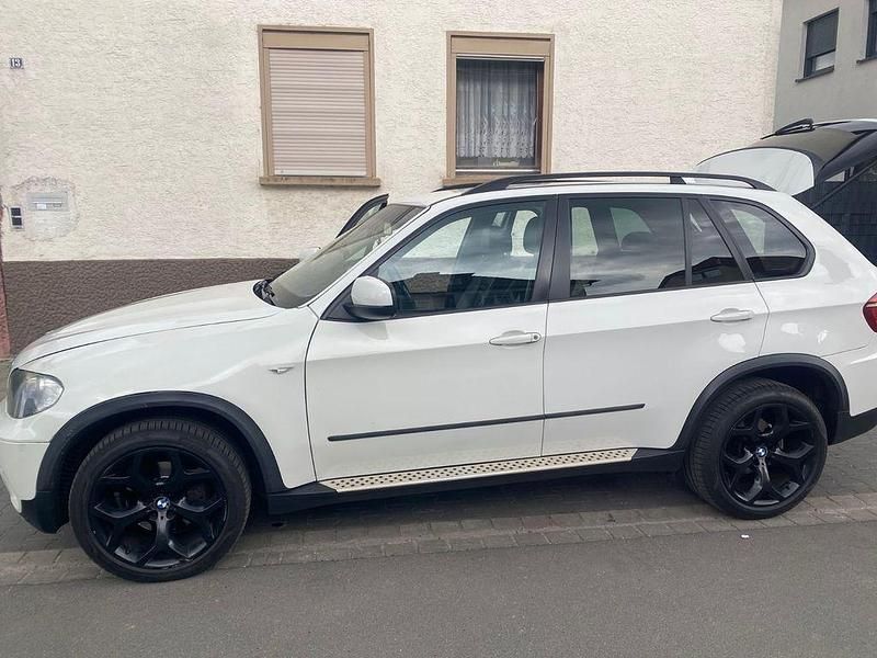 Weiß Gebraucht 2012 BMW X5 SUV | 14.500 € - Bild 1/4