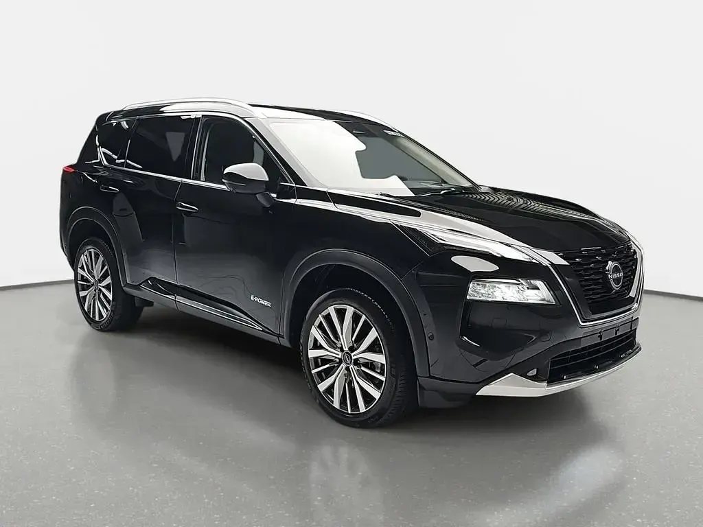 Neu Nissan X-Trail Tekna 204 PS (150 kW) 2026 Schwarz SUV