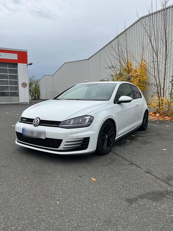 Weiß Gebraucht 2013 VW Golf VII GTD Limousine | 11.000 € (Fairer Preis) - Bild 1/4