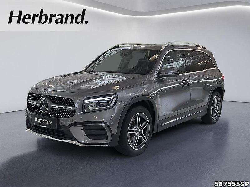 Metalliclack mountaingrau Gebraucht 2024 Mercedes GLB200 AMG SUV | 43.690 € (Etwas zu teuer) - Bild 1/4
