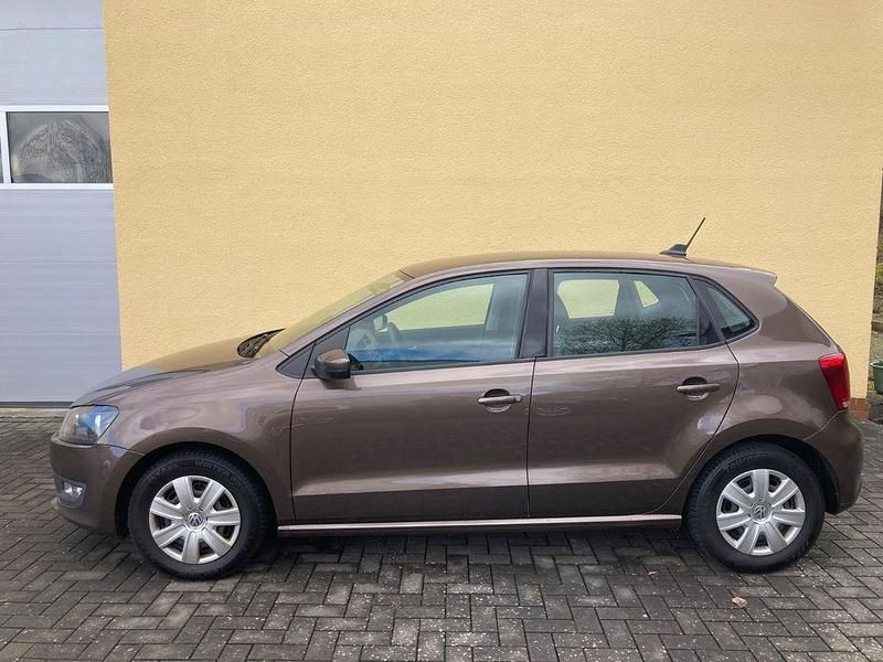 Gebraucht VW Polo 75 PS (55 kW) 2012 Braun Kleinwagen