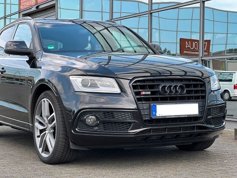 Schwarz Gebraucht 2014 Audi SQ5 Sport SUV | 20.990 € (Etwas zu teuer) - Bild 1/4