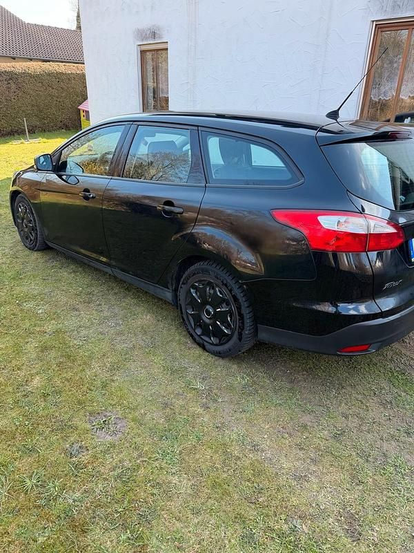 Gebraucht Ford Focus 150 PS (110 kW) 2012 Schwarz Kombi