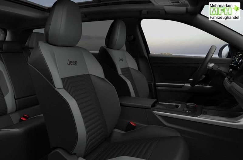 Neu Jeep Compass 145 PS (106 kW) 2026 Antarctica weiß SUV