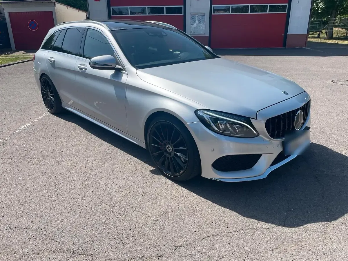Gebraucht Mercedes C400 333 PS (244 kW) 2018 Silber Kombi