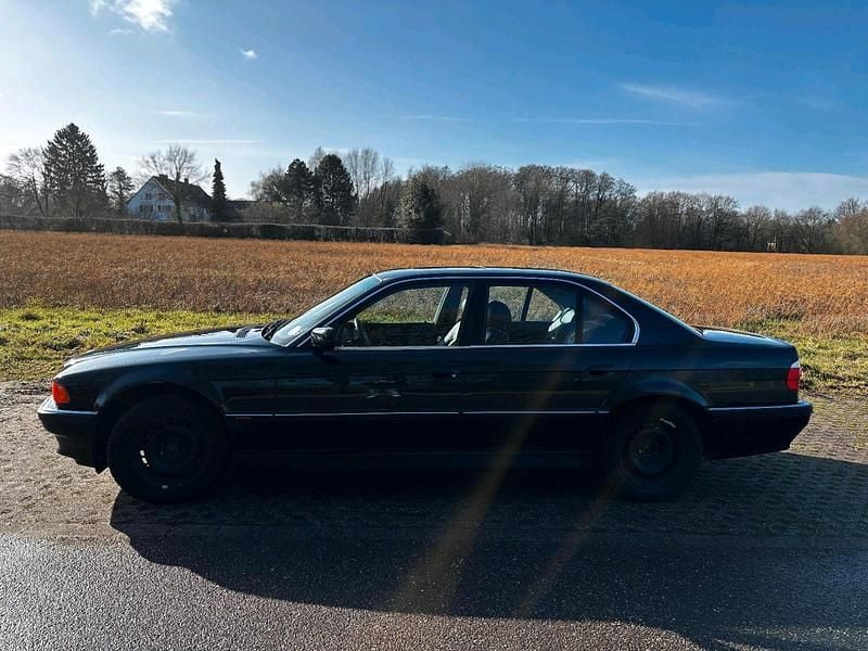 Brugt BMW 735 235 HK (172 kW) 1996 Grøn Sedan