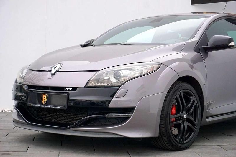 Gebraucht Renault Mégane Coupé 250 PS (183 kW) 2011 Grau Coupé