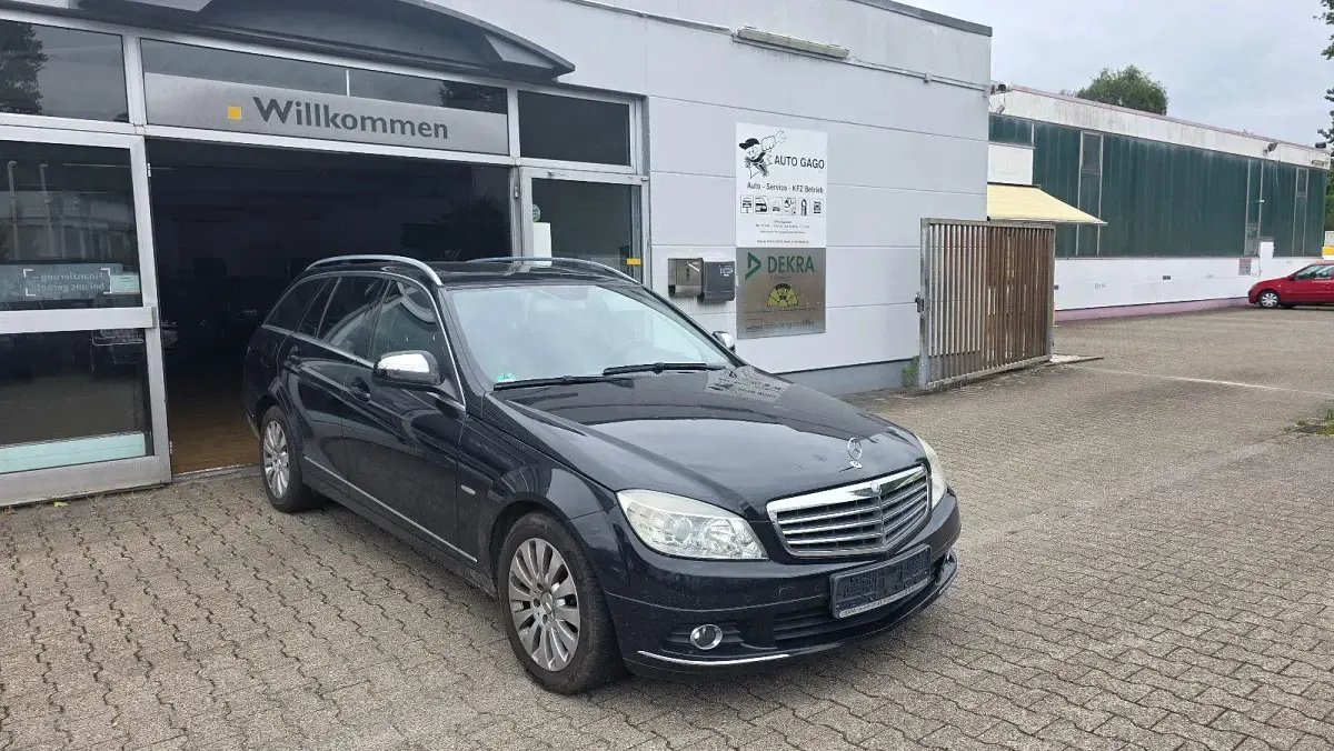 Gebraucht Mercedes C200 Elegance 184 PS (135 kW) 2008 Schwarz Kombi