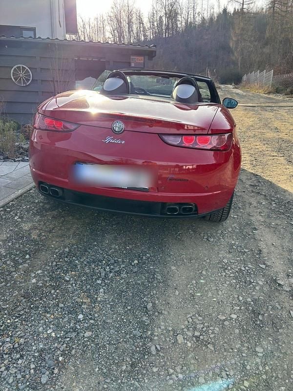 Gebraucht Alfa Romeo Spider 185 PS (136 kW) 2007 Rot Cabrio