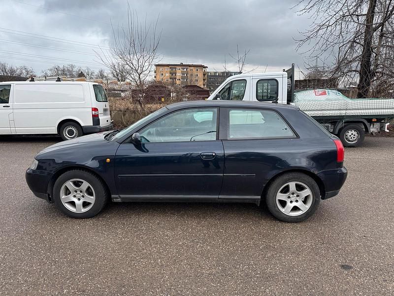 Gebraucht Audi A3 120 PS (88 kW) 1998 Blau Kleinwagen