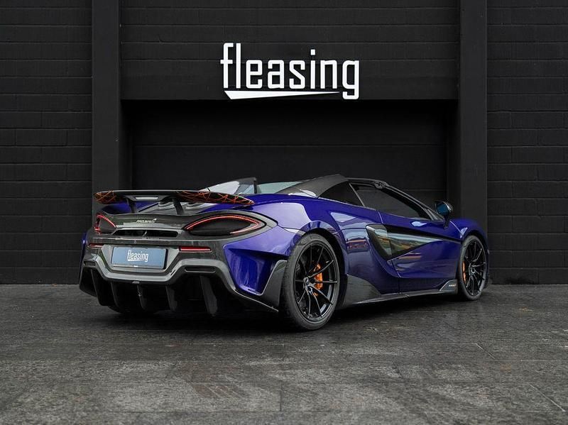Gebraucht McLaren 600LT Spider 600 PS (441 kW) 2020 Violett Cabrio