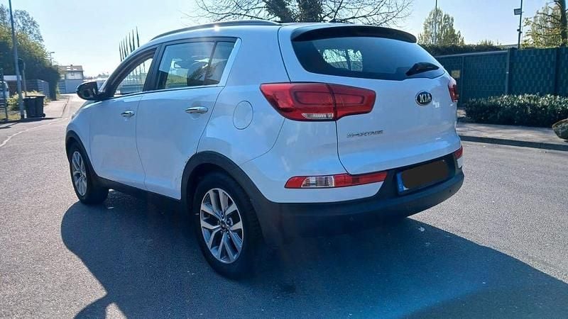 Gebraucht Kia Sportage 135 PS (99 kW) 2016 Weiß SUV
