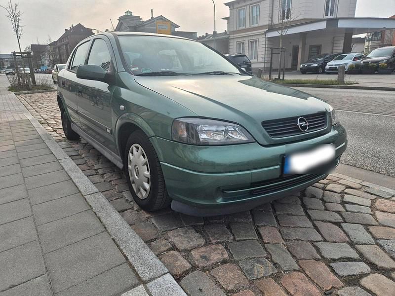 Gebraucht Opel Astra 65 PS (47 kW) 1999 Grün Limousine