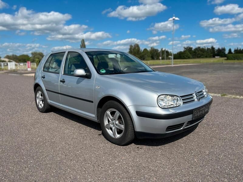 Silber Gebraucht 2000 VW Golf IV Limousine | 3.300 € (Teuer) - Bild 1/4