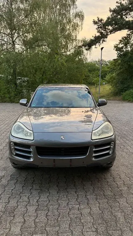 Gebraucht Porsche Cayenne GTS 245 PS (180 kW) 2011 Grau SUV