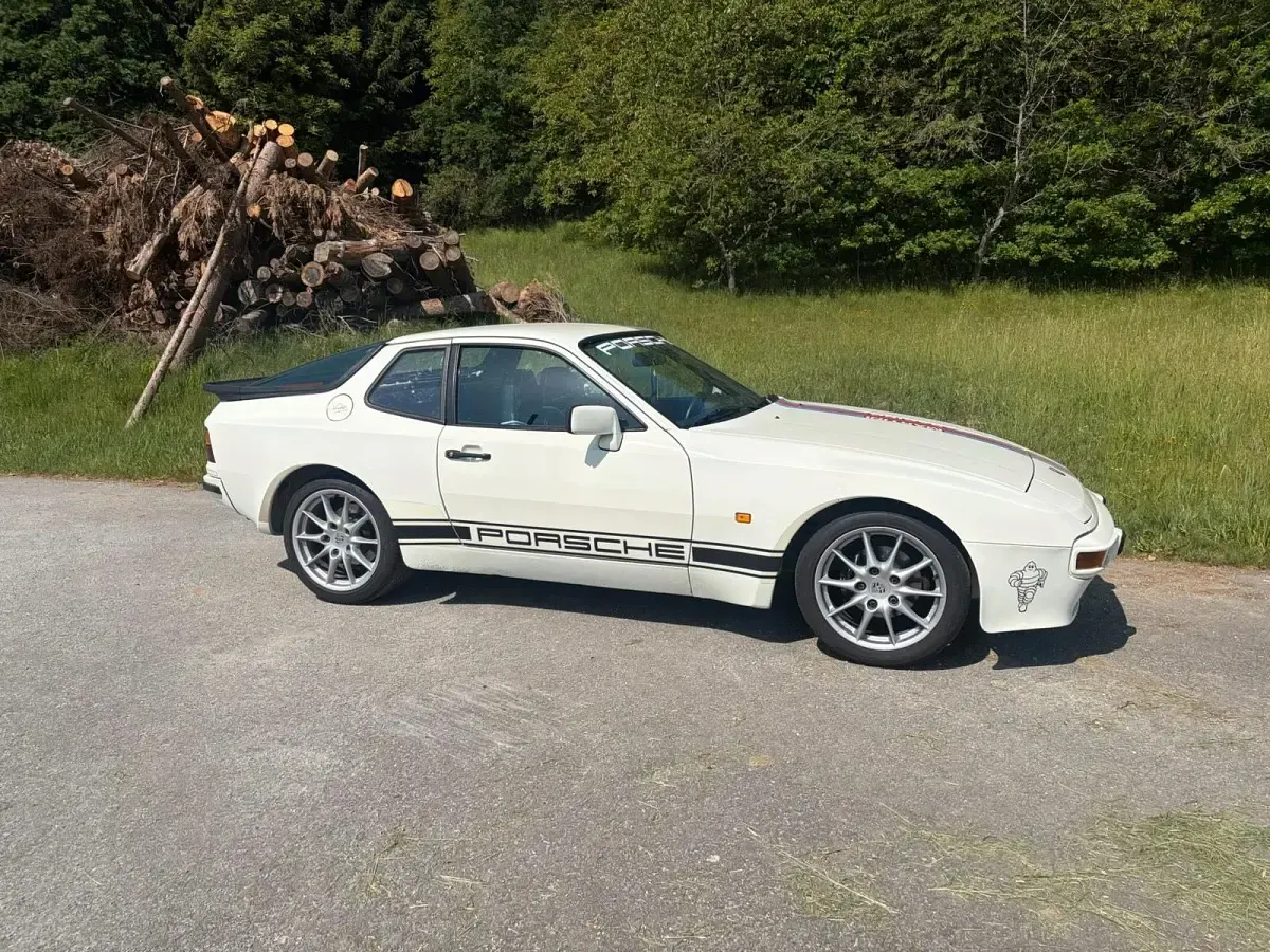 Gebraucht Porsche 944 165 PS (121 kW) 1984 Weiß Coupé