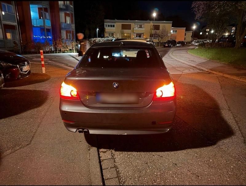 Brugt BMW 525 2005 Sølv Sedan