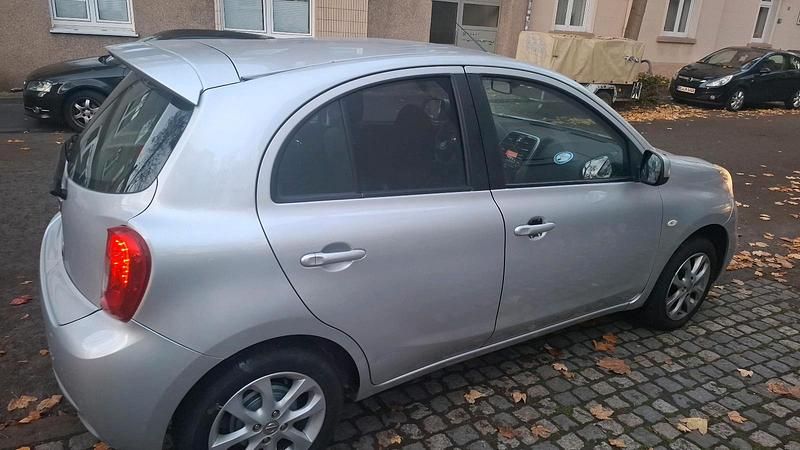 Silber Gebraucht 2014 Nissan Micra Kleinwagen | 6.500 € (Guter Preis) - Bild 1/4