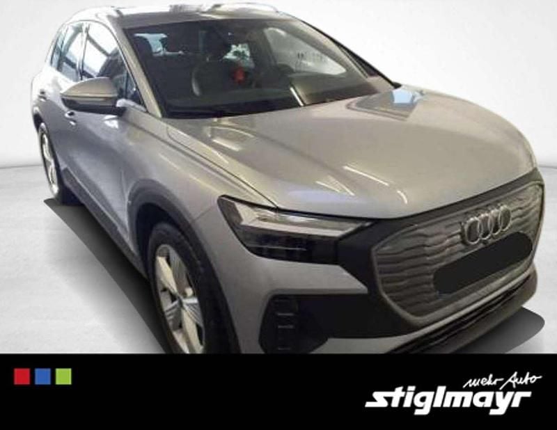 Gebraucht Audi Q4 e-tron Comfort 150 kW (204 PS) 2023 Florettsilber metallic SUV